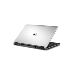Dell Latitude 3330 13" (2018) - Core i3 - Gen 8 (U) - 8GB - SSD 128 GB QWERTY - Σουηδικό